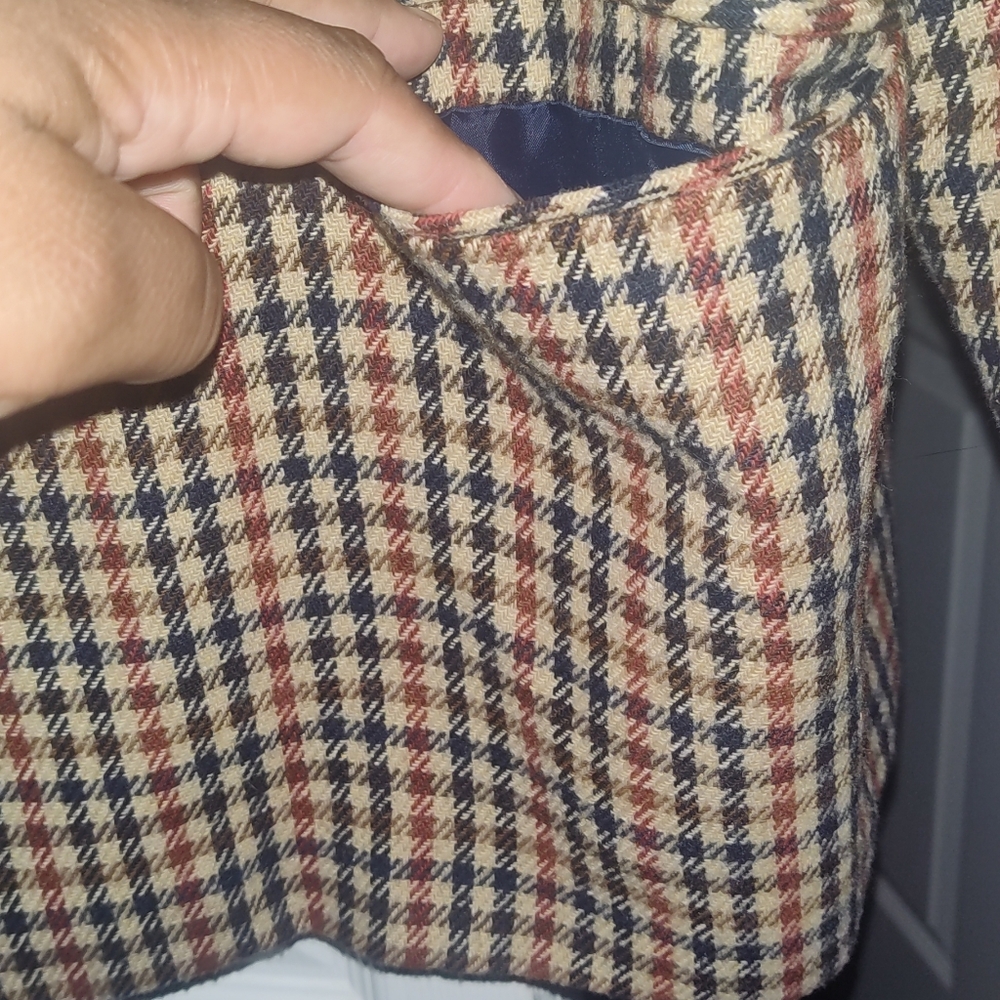 Ralph Lauren Plaid Blazer with Brown Collar - Picture 7 of 9